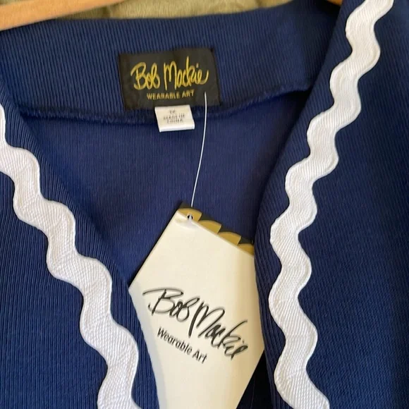 NWT. Bob Mackie woman’s size 1x Blue with white trim detail open front cardigan - Picture 2 of 3